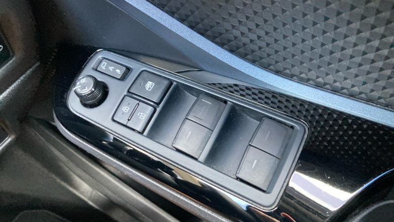 Toyota C-HR 1.8 Hybrid Design 5dr CVT Hybrid Hatchback